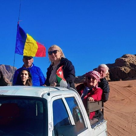 Traditions Of Wadi Rum Camp & Jeep Tour Exterior foto