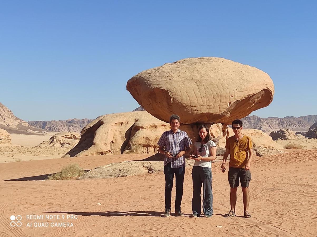 Hotel Traditions Of Wadi Rum Camp & Jeep Tour Exterior foto