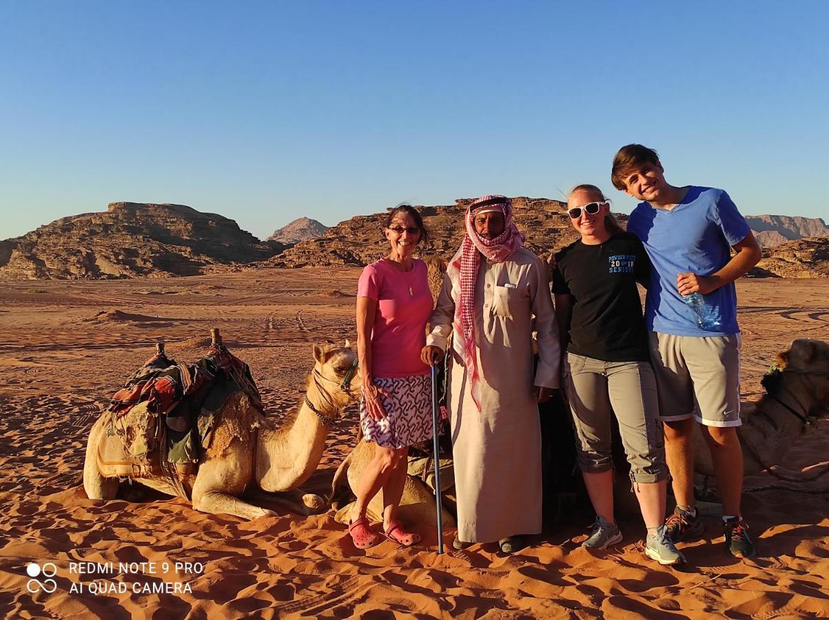 Hotel Traditions Of Wadi Rum Camp & Jeep Tour Exterior foto