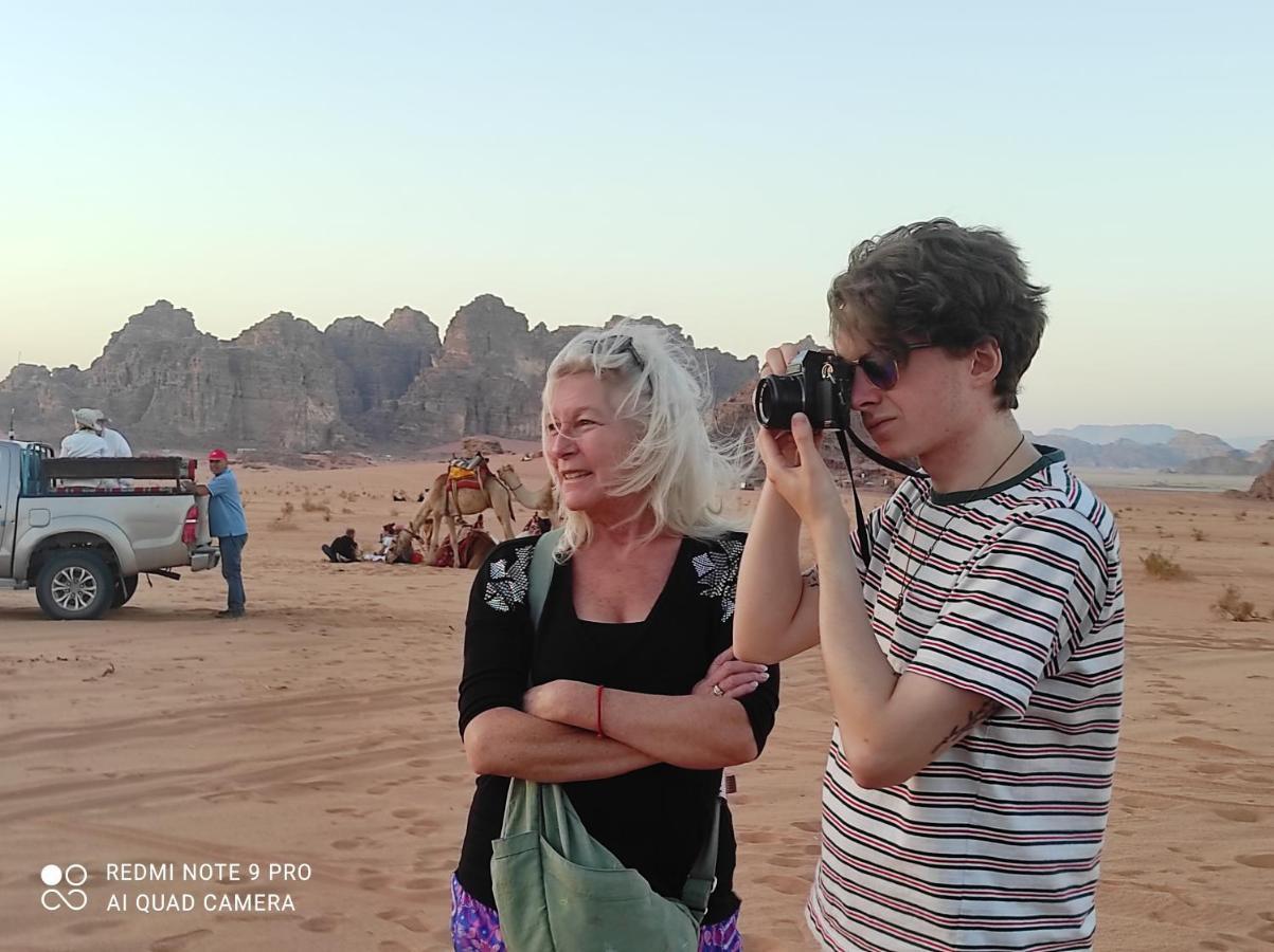 Hotel Traditions Of Wadi Rum Camp & Jeep Tour Exterior foto