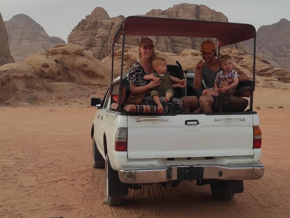 Hotel Traditions Of Wadi Rum Camp & Jeep Tour Exterior foto