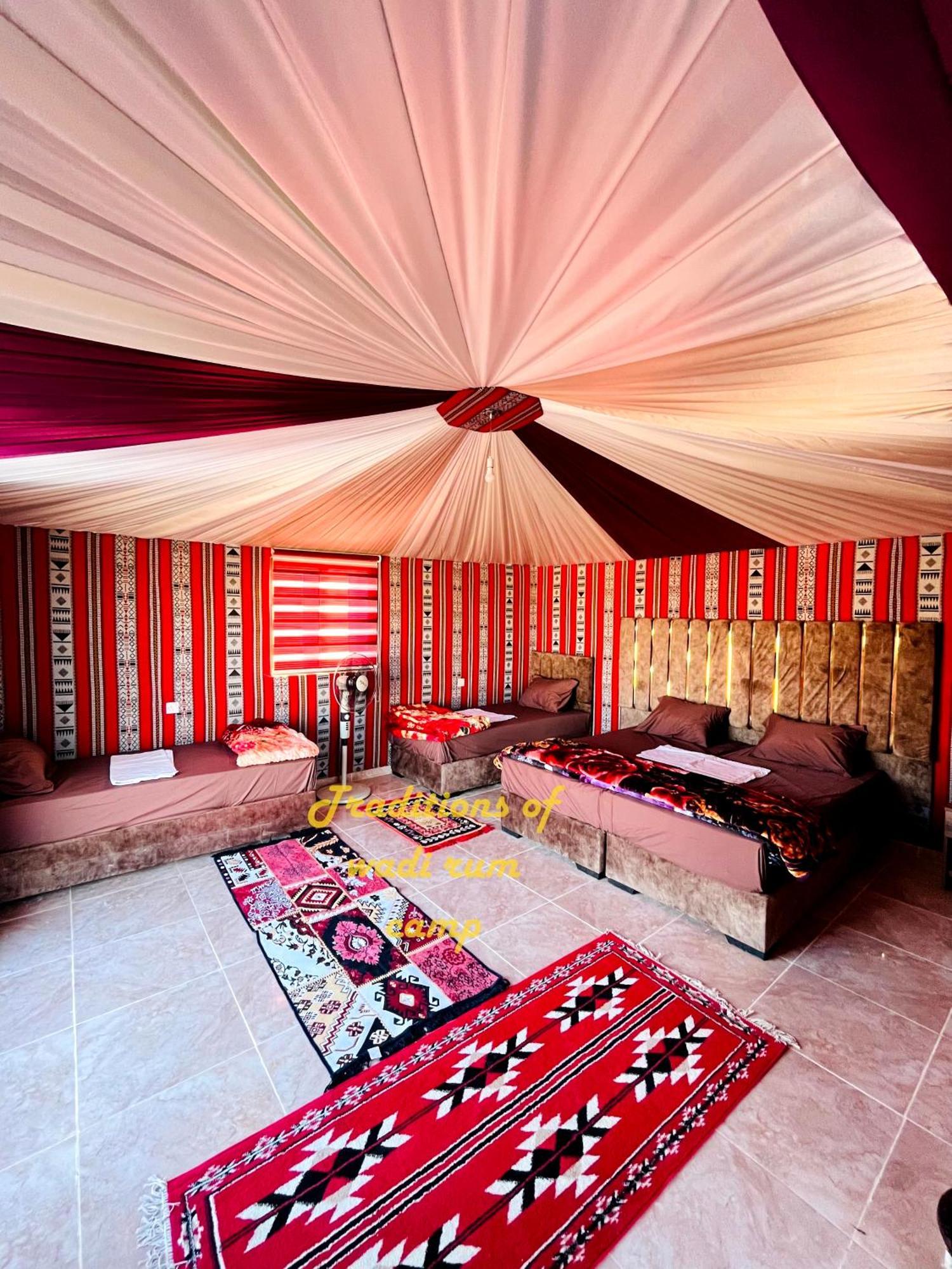 Hotel Traditions Of Wadi Rum Camp & Jeep Tour Exterior foto