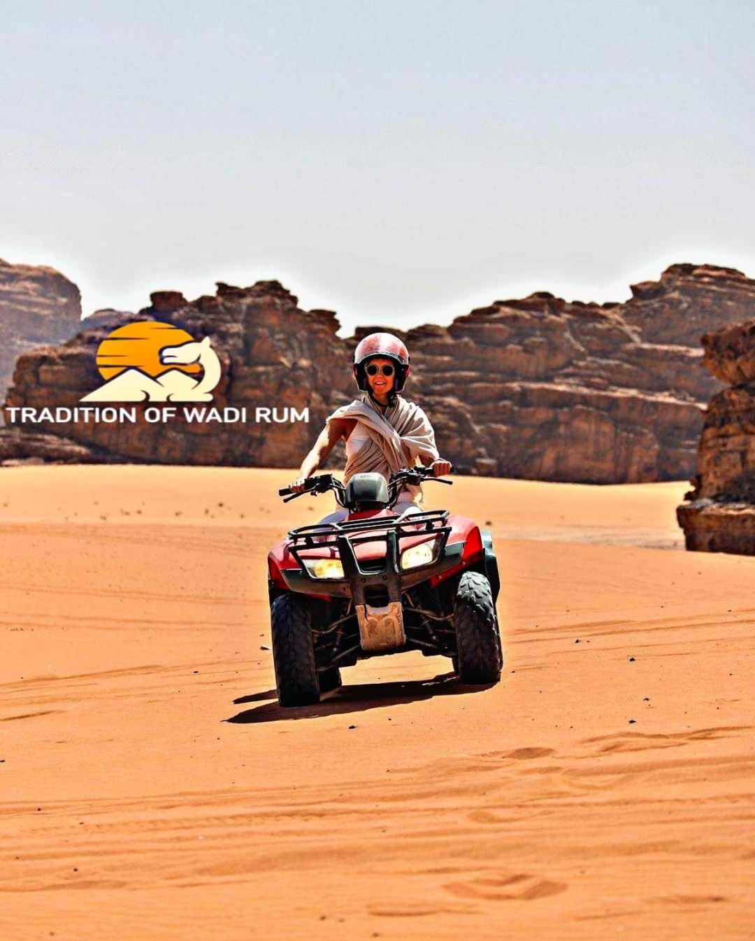 Hotel Traditions Of Wadi Rum Camp & Jeep Tour Exterior foto